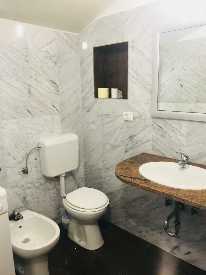 Cezarji Apartments Vidovic المظهر الخارجي الصورة